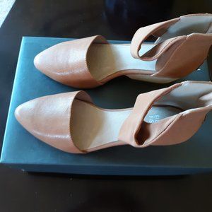 Eileen Fisher Tan Pump